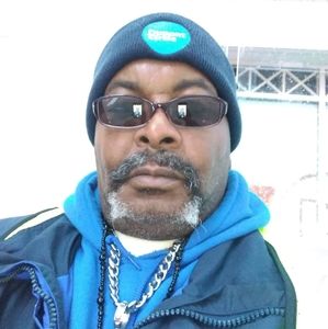 Meet your Posher, Larry